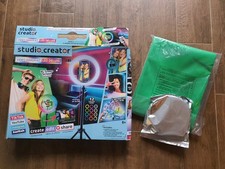 Studio Creator Video Maker Kit Green Screen And Multicoloured LED strip Only BN