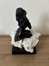 ‘Sun Worshiper’ Stoneworks