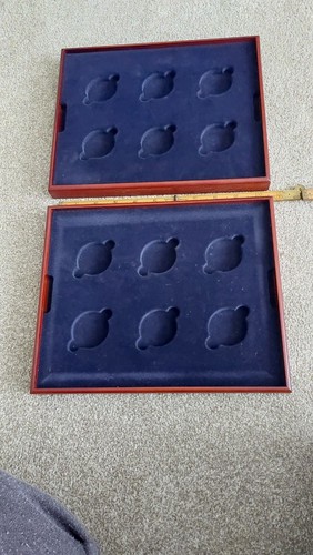 Coin capsule wooden - tray, with
