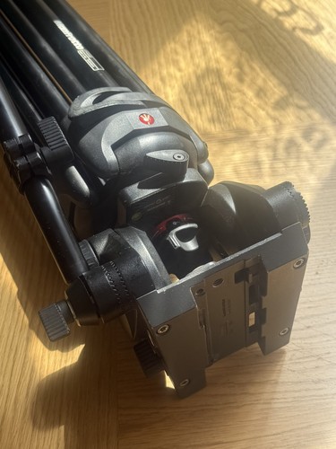 Manfrotto 546gb tripod with - manfrotto,