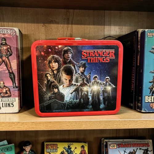 Stranger things metal lunchbox - things,