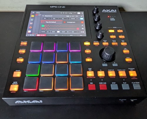 Akai professional mpc - akai, one