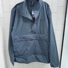 NWT Mountain Hardwear XXL Blue