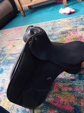 Wintec Isobel Dressage Saddle 17inch With CAIR EQUISUADE