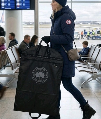 Authentic canada goose arctic - canada,