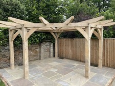 Oak Corner Pergola (£2700)