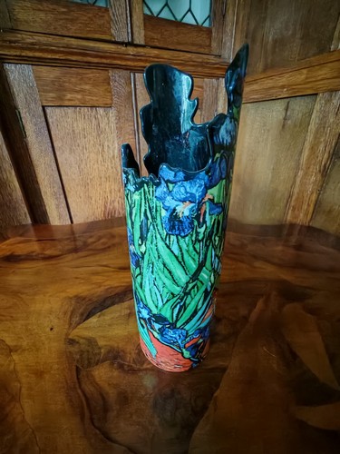 Blue flower design cylinder - design,