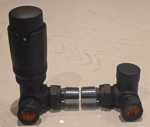 Matt black corner trv - corner,