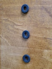 Honda CB900F/750F Super Sport parts, OEM side panel mounting rubbers, grommets