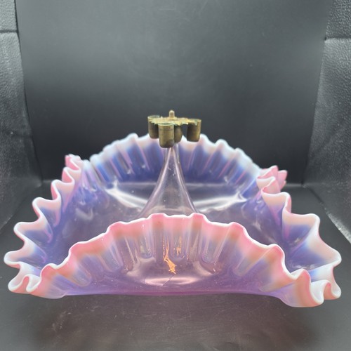 Large square ruffled rim - ruffled,