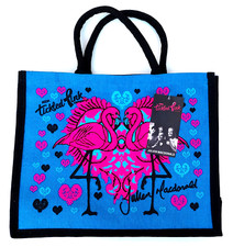 Vibrant Julien Macdonald