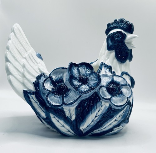 Large blue white - blue, art