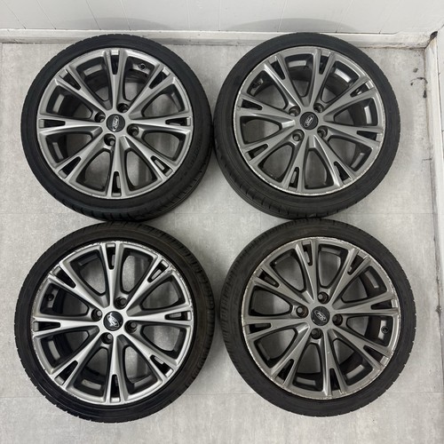 Ford fiesta genuine - ford, 17"