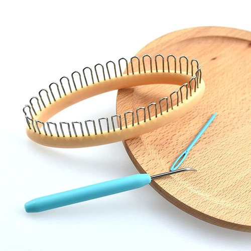 Round knitting loom set with - round,