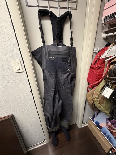 Simms men guide - simms, men's