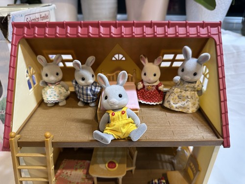 Sylvanian families cosy - families,