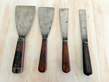 4 vintage scraper tools 3 x wood handles 1 Bakelite & metal handle paint filler