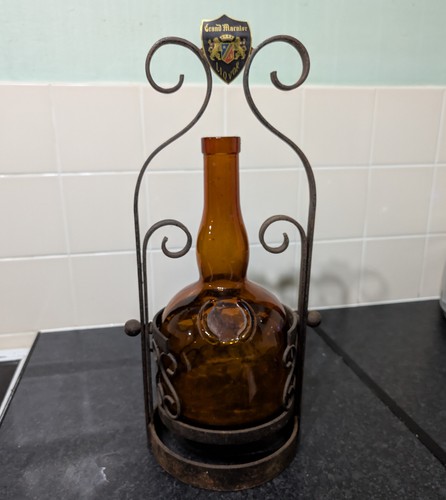 Vintage grand marnier - grand, tilting
