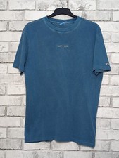 Tommy Jeans Men's 100% Cotton Blue Dyed Short Sleeve T-shirt. Size Medium