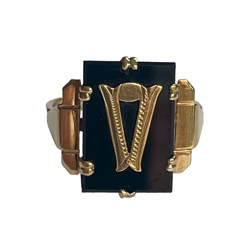 9ct gold onyx signet ring - onyx,