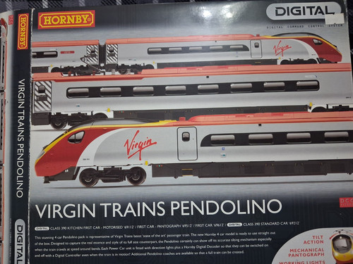 Hornby virgin trains - hornby, pendolino