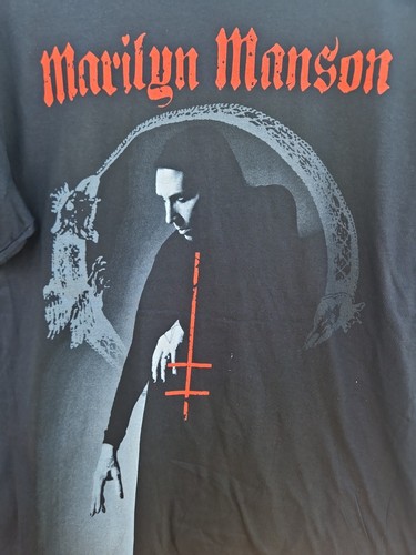 Marilyn manson shirt size - manson,
