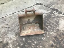 2ft digging bucket - poor cond. X Yanmar B30V 3 ton excavator / digger..£120+VAT