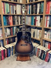 Gibson Hummingbird Standard in Vintage Sunburst acoustic guitar