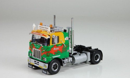 Tekno boots transport - 1:50,