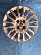 1 x 15" Fiat Punto wheel trim hub Cap...wk35 . .