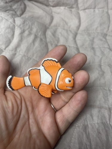 Disney pixar finding nemo dory - finding,