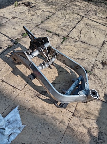 Gilera 125 frame chassis - gilera,