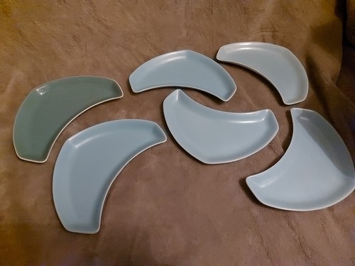Poole pottery twintone half - pottery,