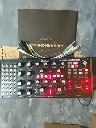 Moog subharmonicon analogue - subharmonicon,