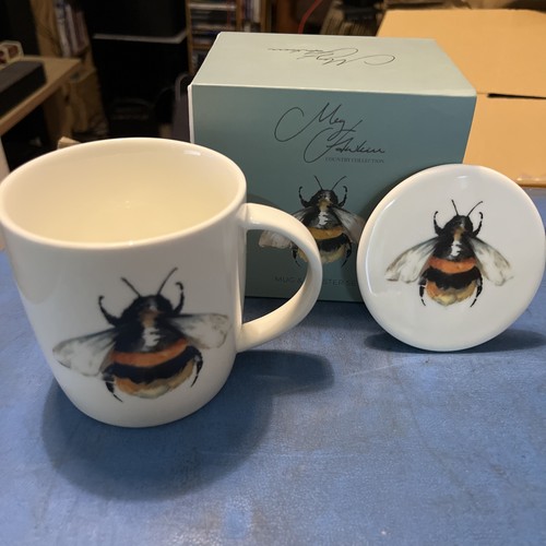 Meg hawkins bee mug - bee, &