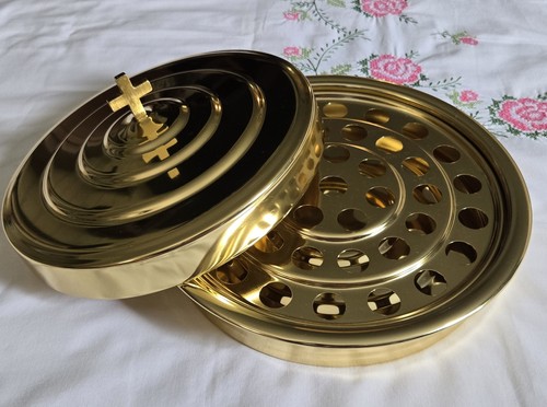 Artistic churchware gold - churchware,