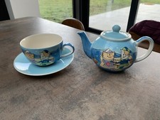 Whittard of Chelsea Christmas/Winter Cats Teapot, Cup and Saucer - VGC