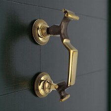 Aged Solid Brass Reeded Doctor