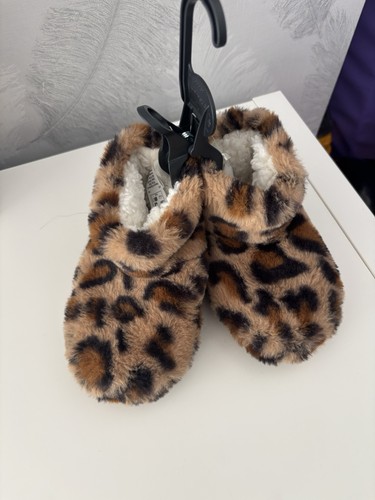 Cheetah print fluffy - m&s,
