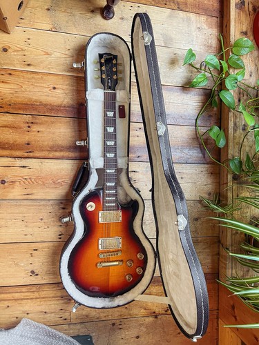 Gibson les paul studio 2011 - paul,