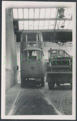 Leeds tram 2099 photograph - leeds,