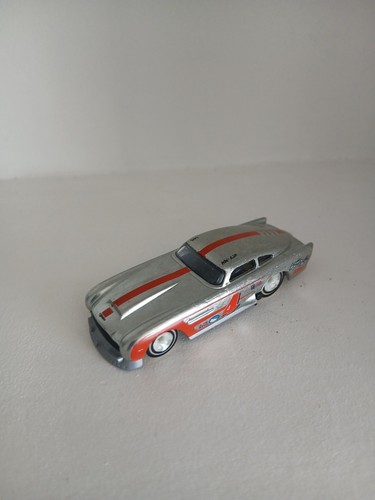 Hot wheels aston martin - hot,