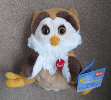 Trudi cute cuddly soft Owl puppet with tags. Perfect for a cuddle