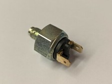 VANDEN PLAS 4 LITRE AND 4 LITRE R 1960 TO 1968 NEW BRAKE LIGHT SWITCH JN716