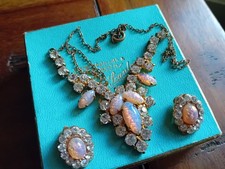 VINTAGE 1960'S PASTE OPAL & DIAMOND NECKLACE & EARRINGS IN OLD JEWELLERY BOX