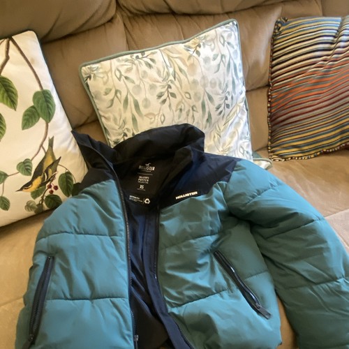 Hollister blue puffer - hollister, jacket