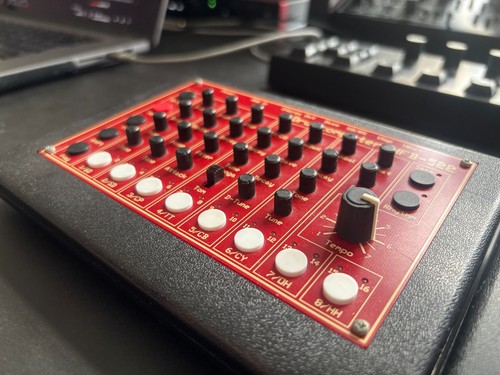 Mfb 522 drumcomputer analog - mfb-522, drumcomputer,