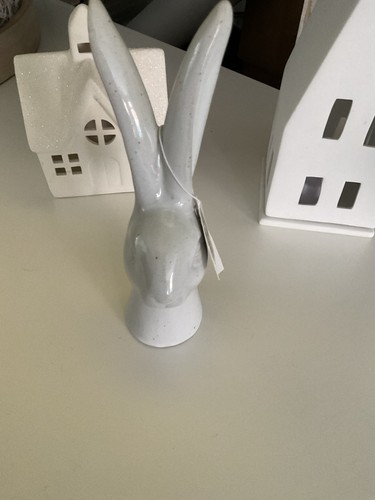Porcelain white hare rabbit - porcelain, hare/rabbit