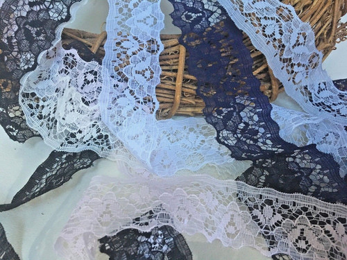 Nottingham flat lace trimming - flat,