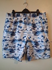 Mens Blue and White Hawaiian